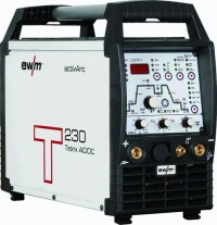 TETRIX 230 AC/DC COMFORT activArc 8P TGD с горелкой TIG 200 GD 4 M 8P UD c воздушным охлаждением